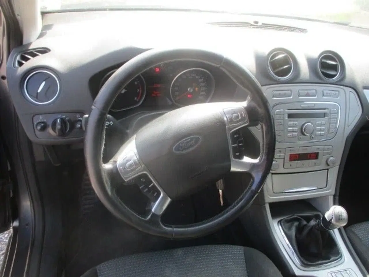 Billede 10 - Ford Mondeo 2,0 Ambiente stc.