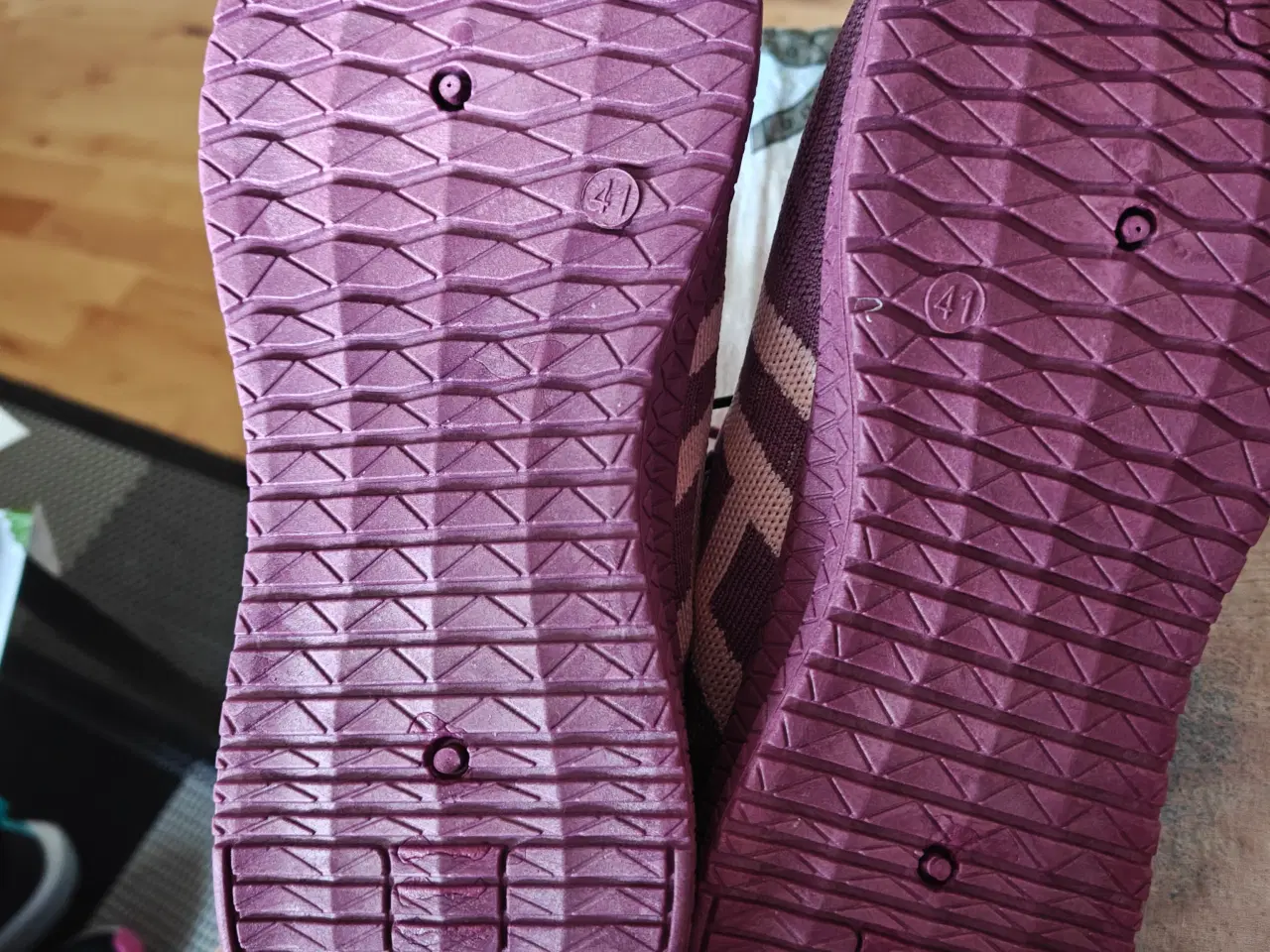 Billede 4 - Nye løbesko 