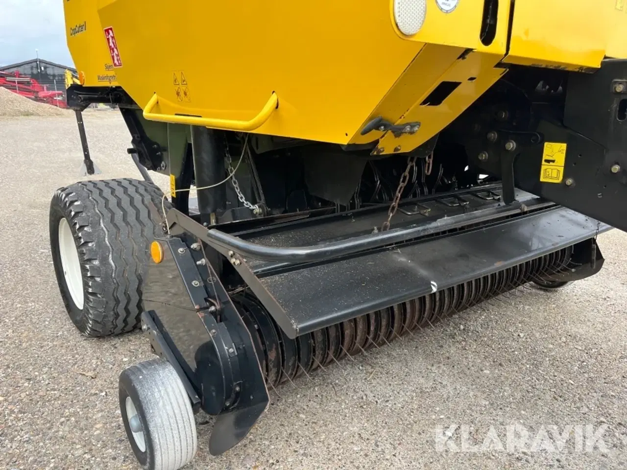 Billede 6 - Rundballepresser New Holland BR7070