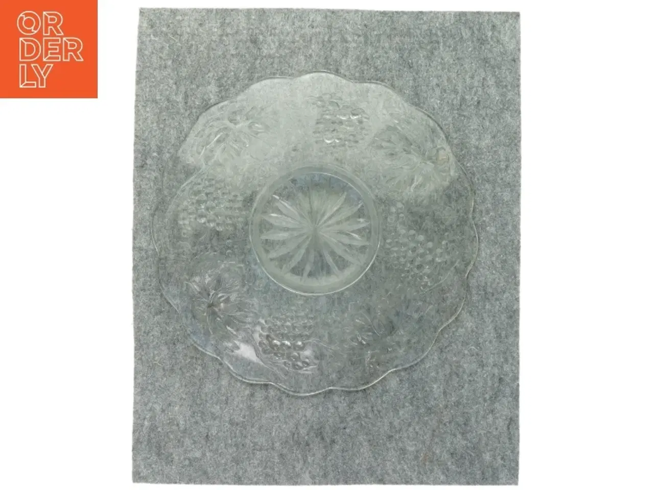 Billede 2 - Glasfad med vindruer motiv (str. 29 cm)