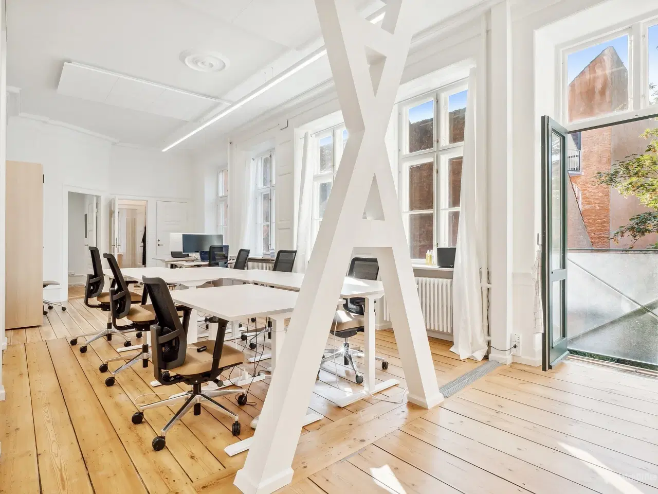 Billede 5 - Flot totalrenoveret kontor – Perfekt beliggenhed!