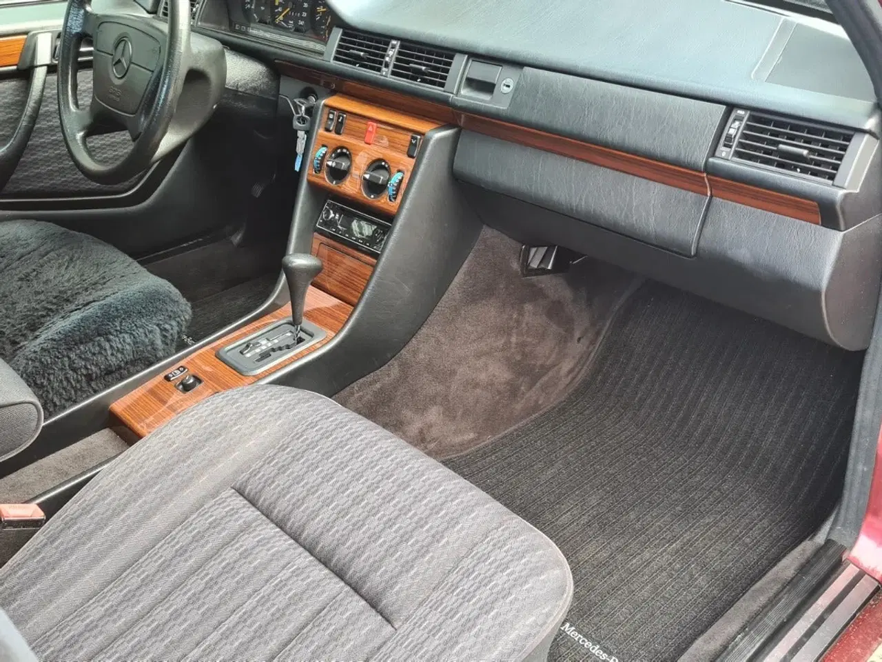 Billede 3 - Mercedes 220 E 2,2 aut.