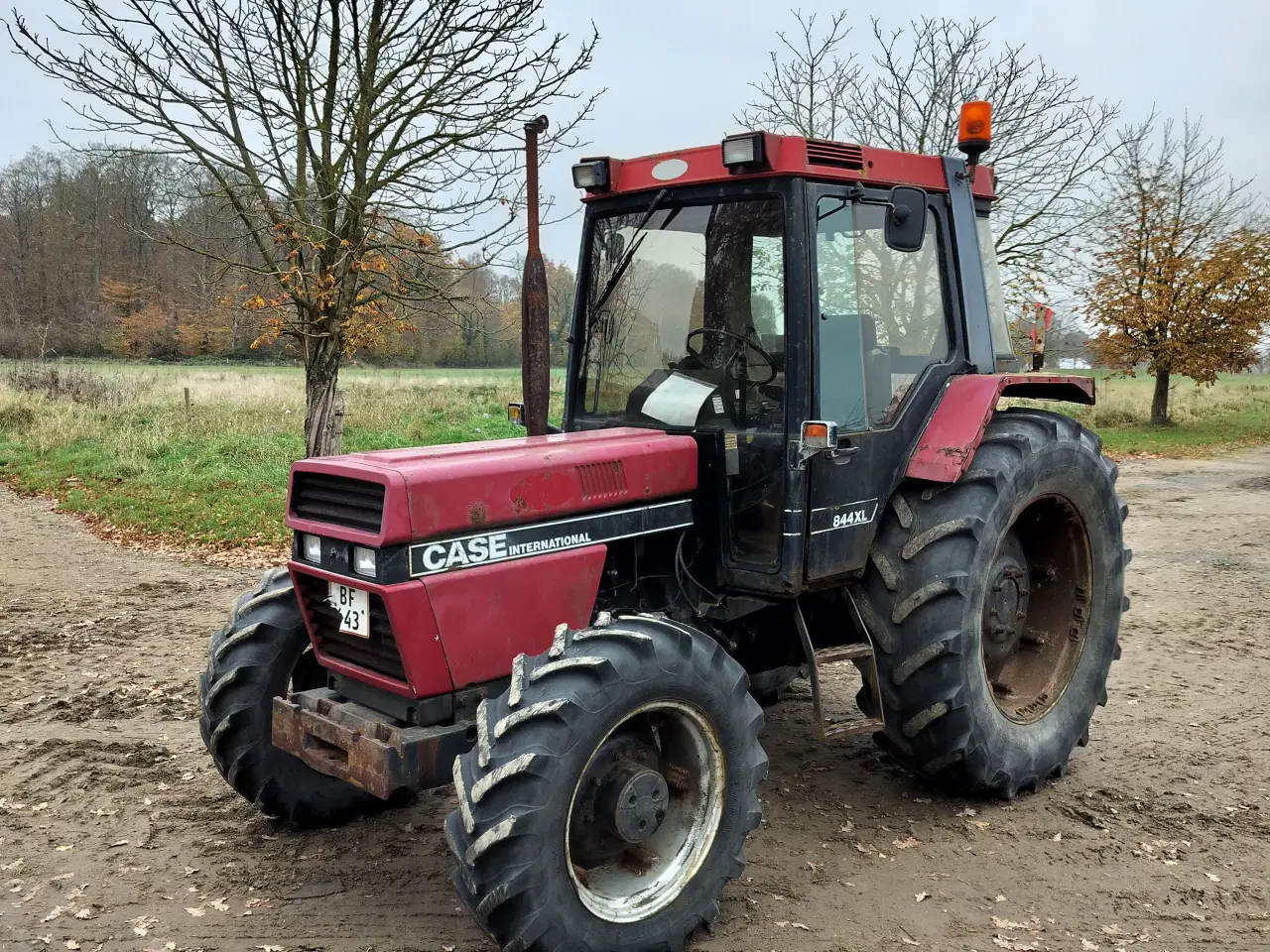 Billede 1 - Fin velholdt case IH 844 xla 4 wd evt bytte 