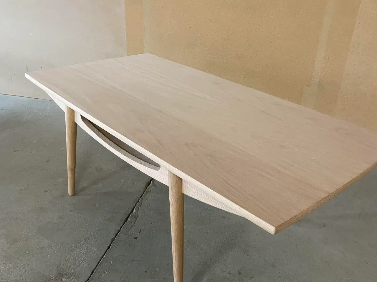 Billede 1 - AH16 i sæbebehandlet Eg, kun 1 tilbage