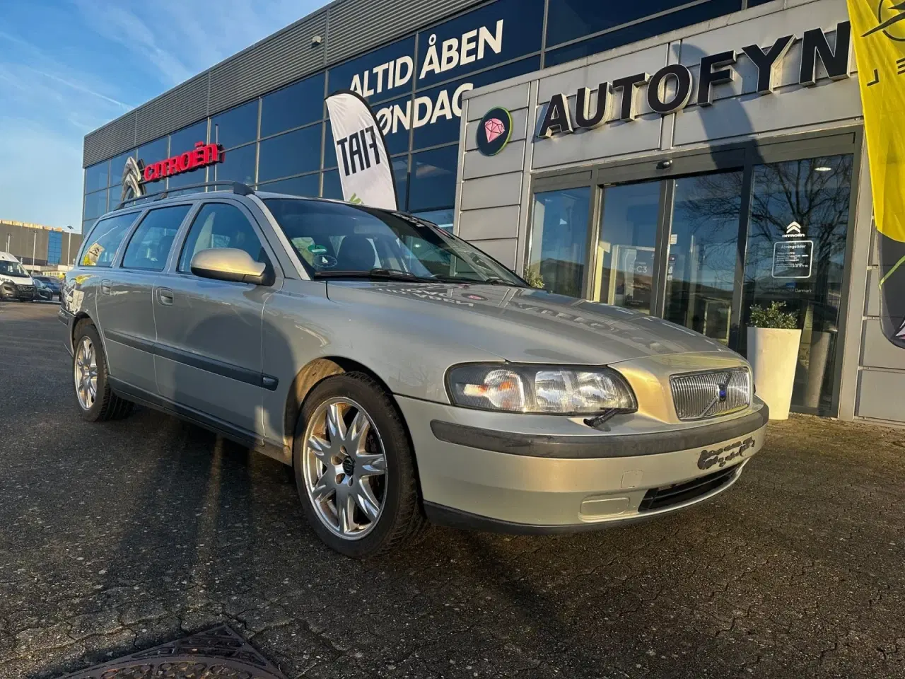 Billede 2 - Volvo V70 2,3 T5 aut.