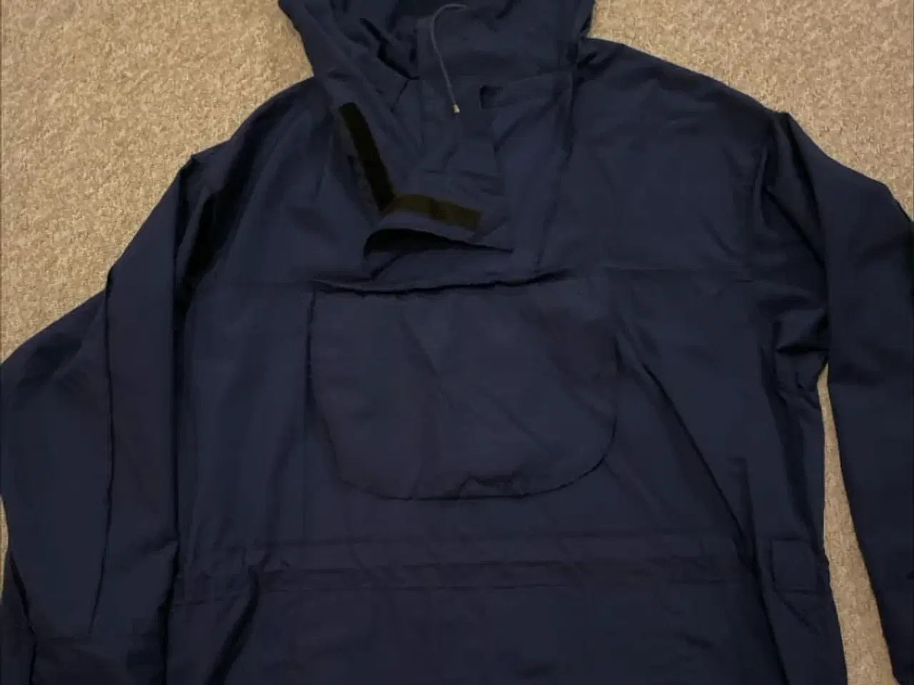 Billede 2 - Mørkeblå flot skianorak