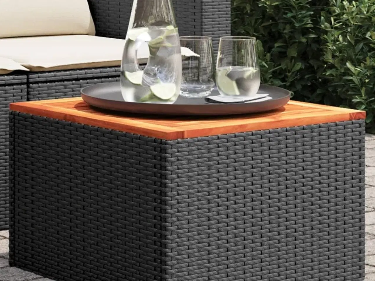 Billede 1 - Havebord 55x55x37 cm polyrattan og akacietræ sort