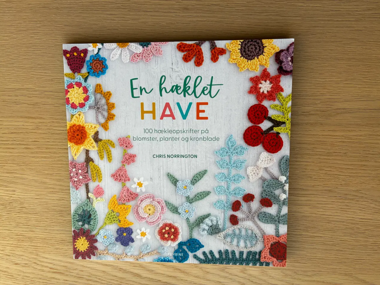 Billede 1 - En hæklet HAVE  - 100 hækleopskrifter