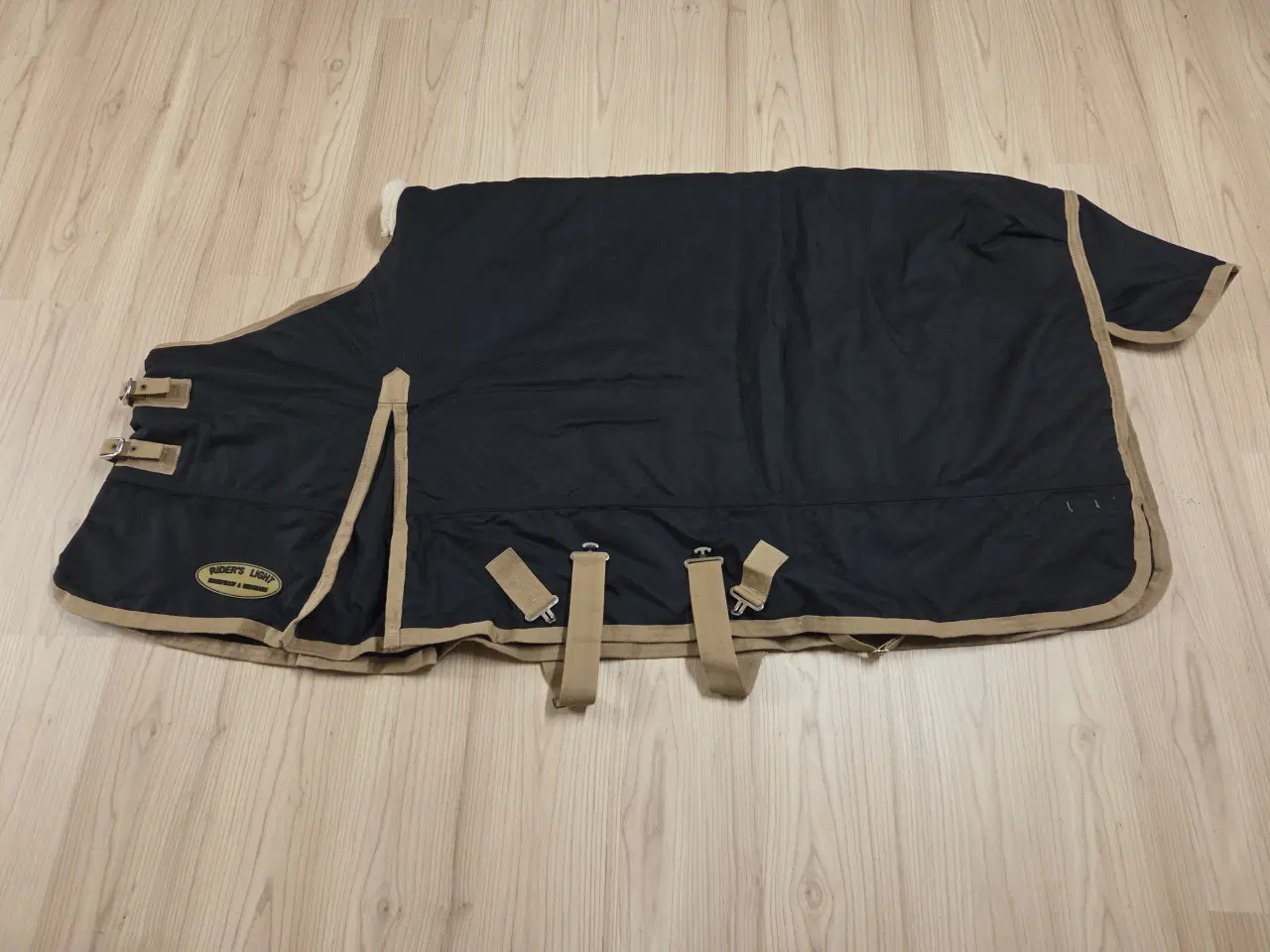 Billede 1 - Ude dækken 125 cm nyt