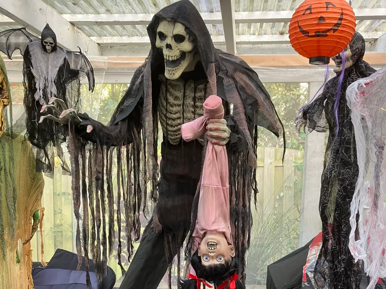 Billede 1 - Halloween udstyr