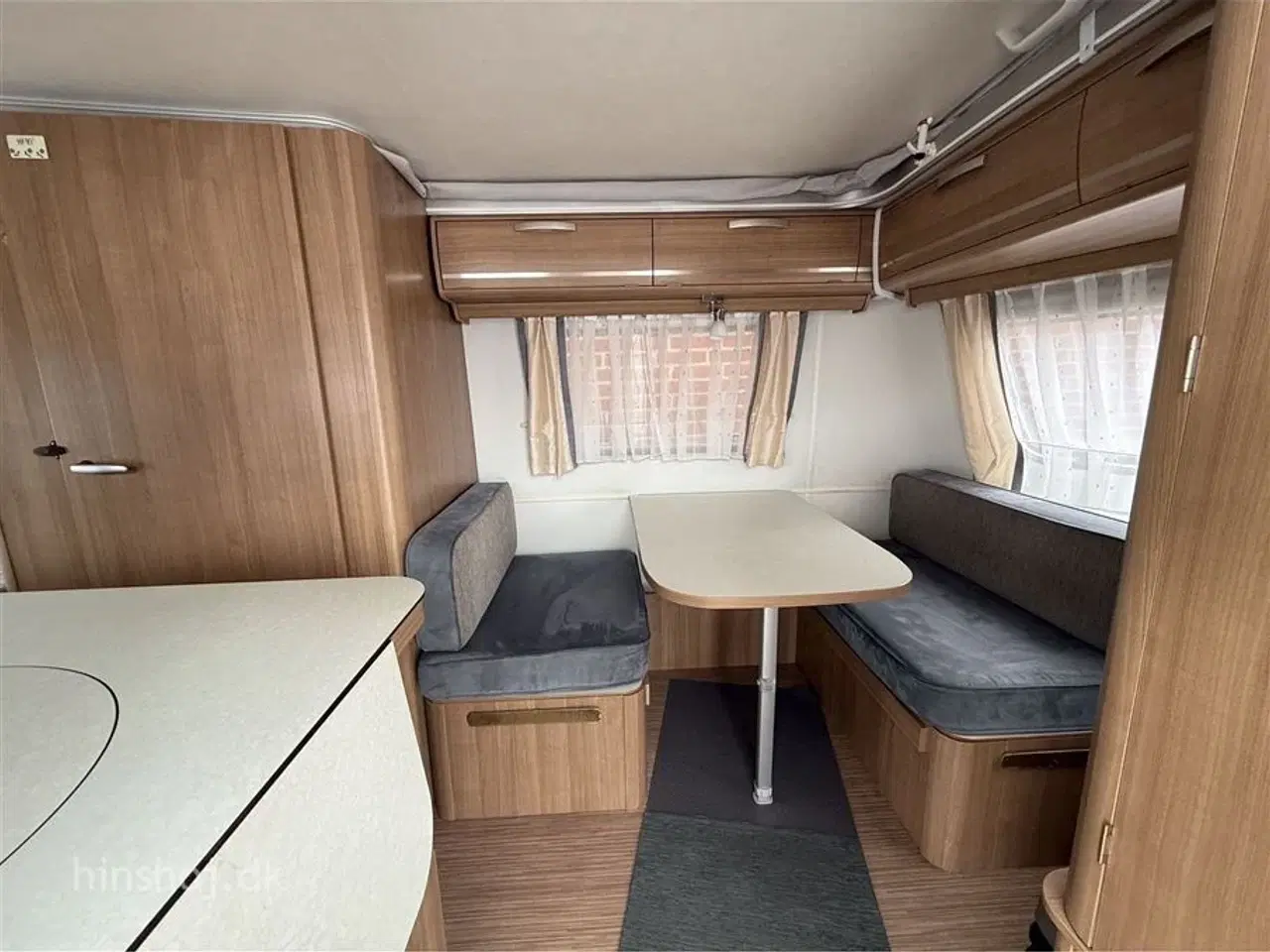 Billede 2 - 2013 - Hymer Touring Troll 550   Fin livstil vogn med god plads fra Hinshøj Caravan A/S