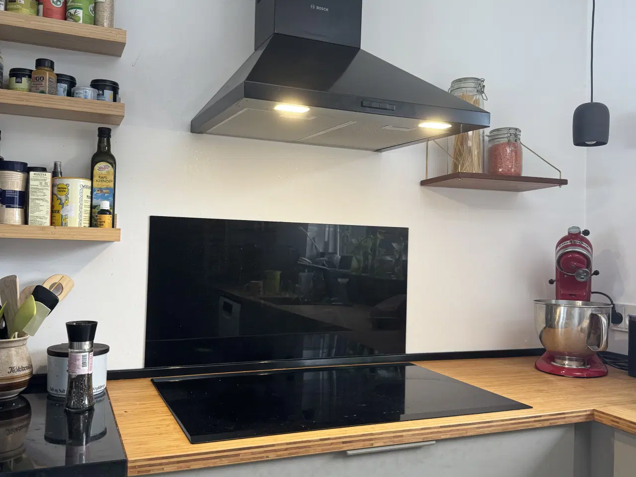 Billede 2 - Sort Bosch emhætte