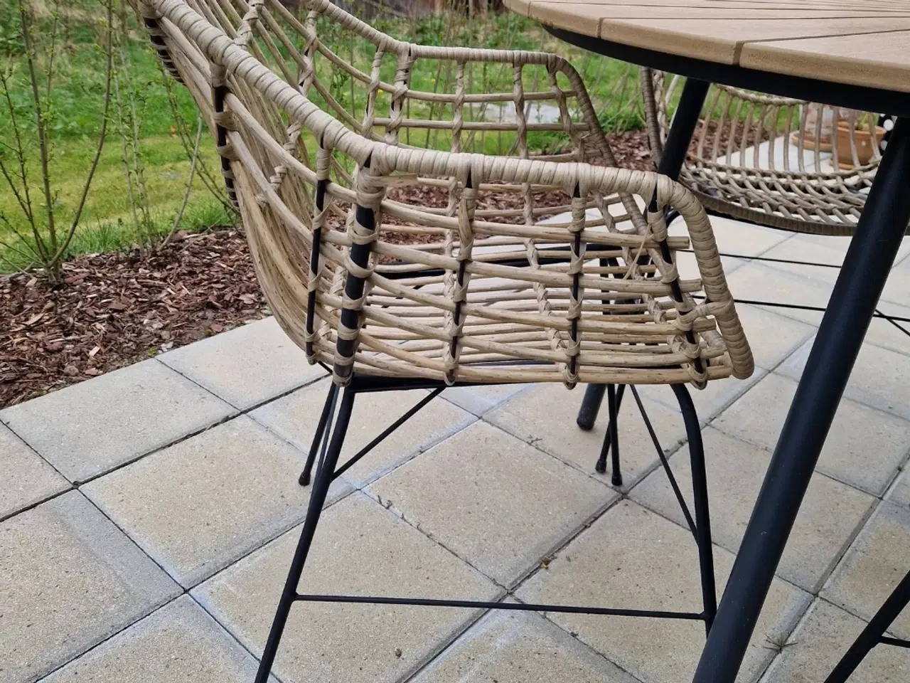 Billede 3 - Næsten nyt havemøbelsæt