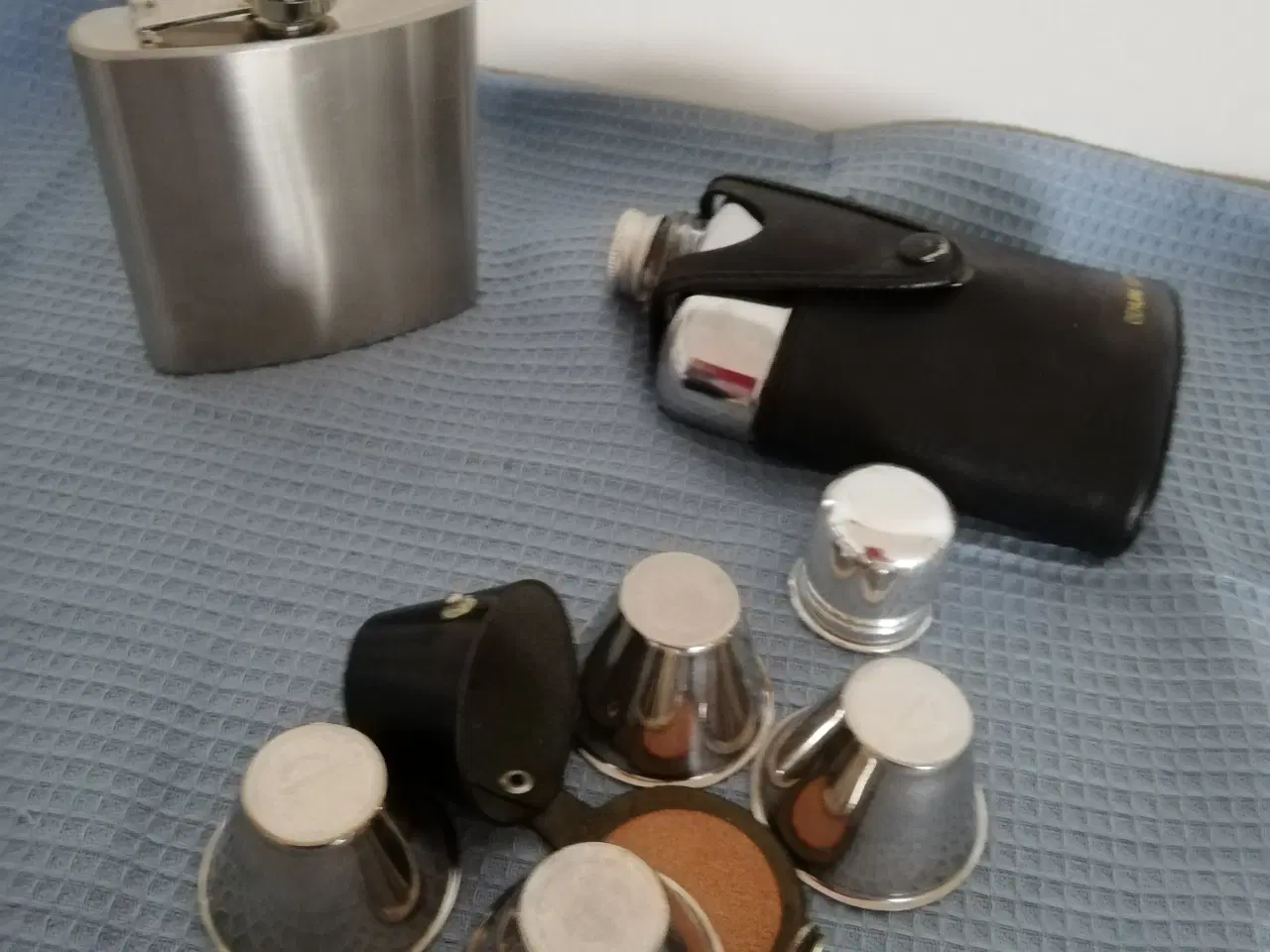 Billede 1 - Flotte drikkedunke