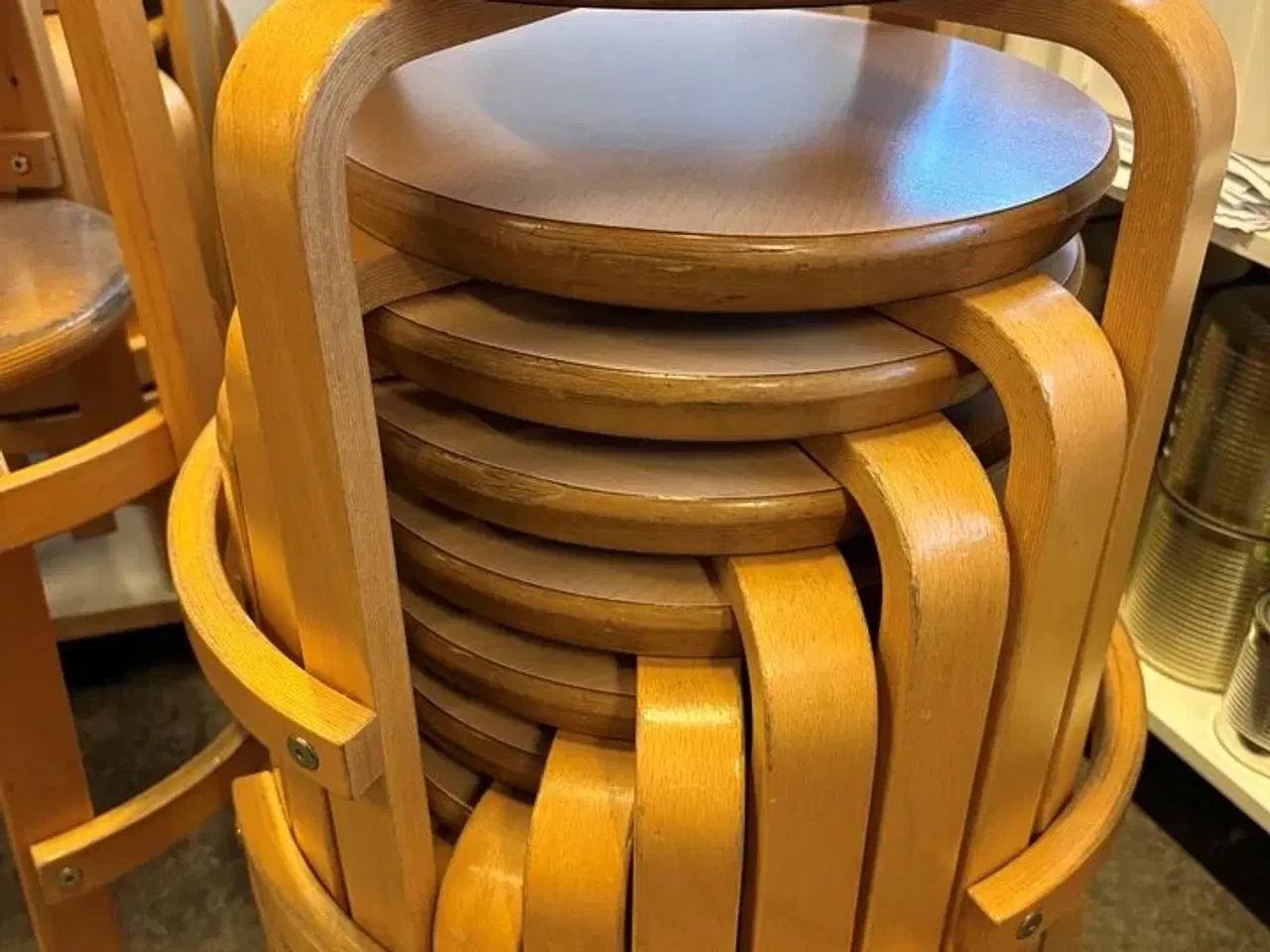 Billede 1 - 8 stk. taburetter med grå sæde