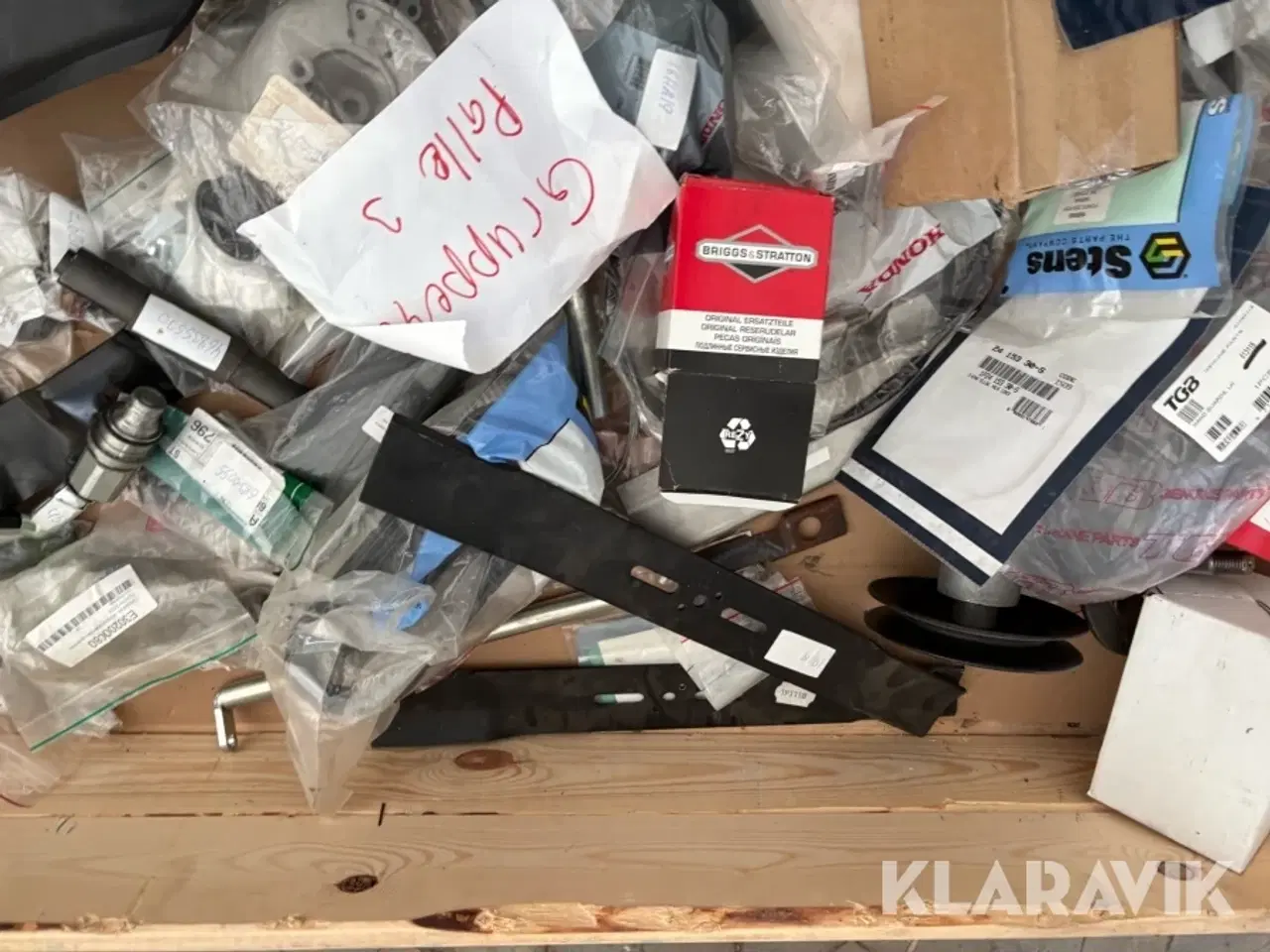 Billede 9 - 4 paller Blandet Reservedele