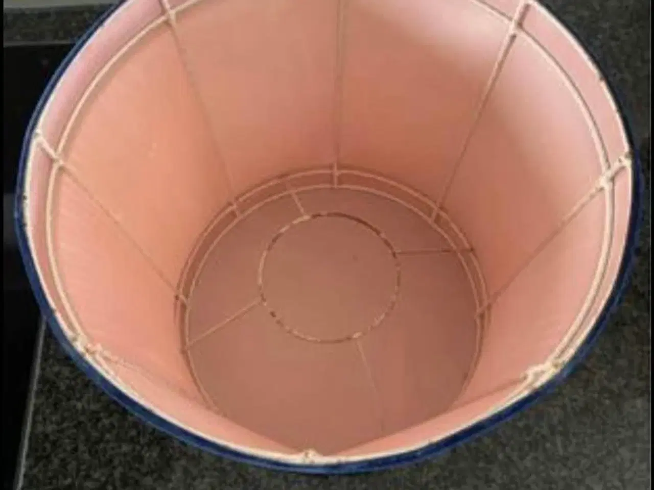 Billede 2 - Hvid lampeskærm