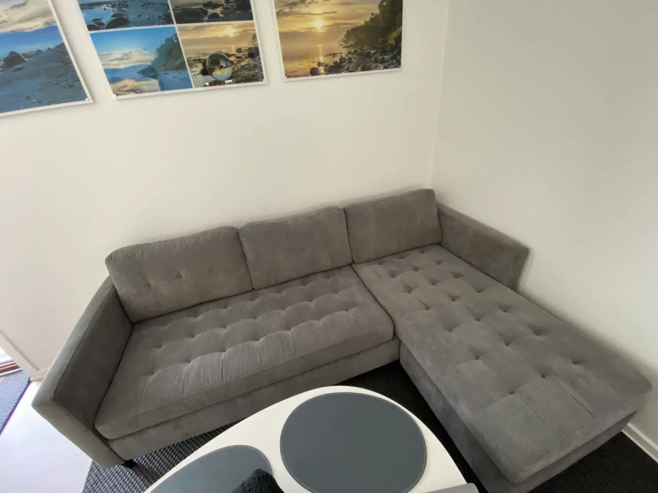 Billede 9 - Sofa med chaiselong med grå fløjl
