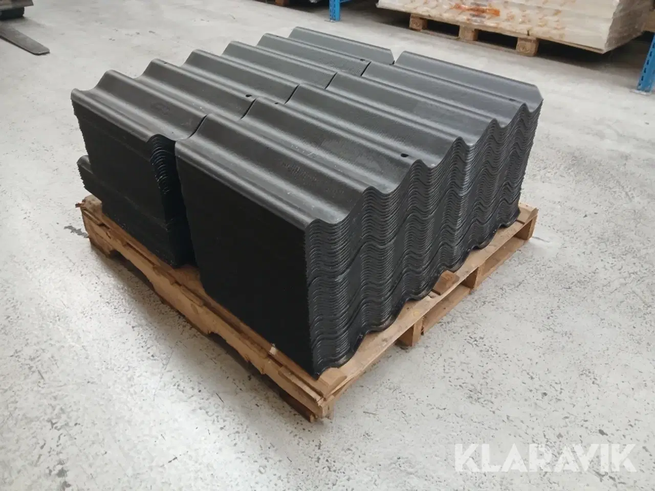 Billede 2 - Tagplader B7 bølgeplade sort Swisspearl/Cembrit B7 Enkelte skadet