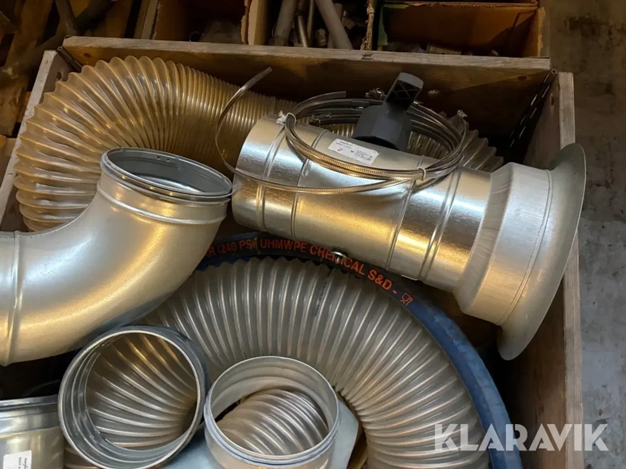 Billede 12 - Samlet lot - udsugningsrør, pvc gardin og vvs fittings