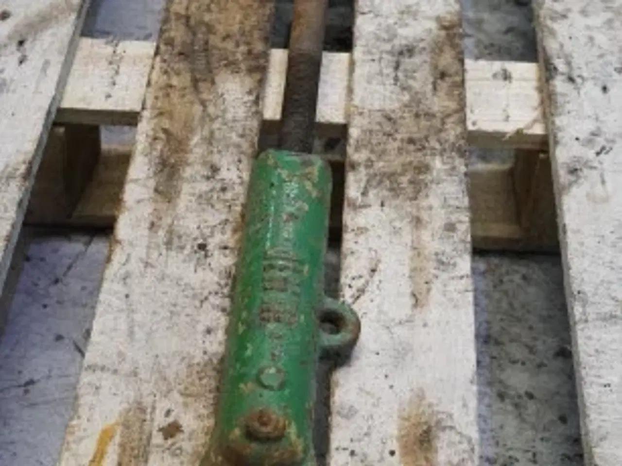 Billede 9 - John Deere 1630 Liftspindel