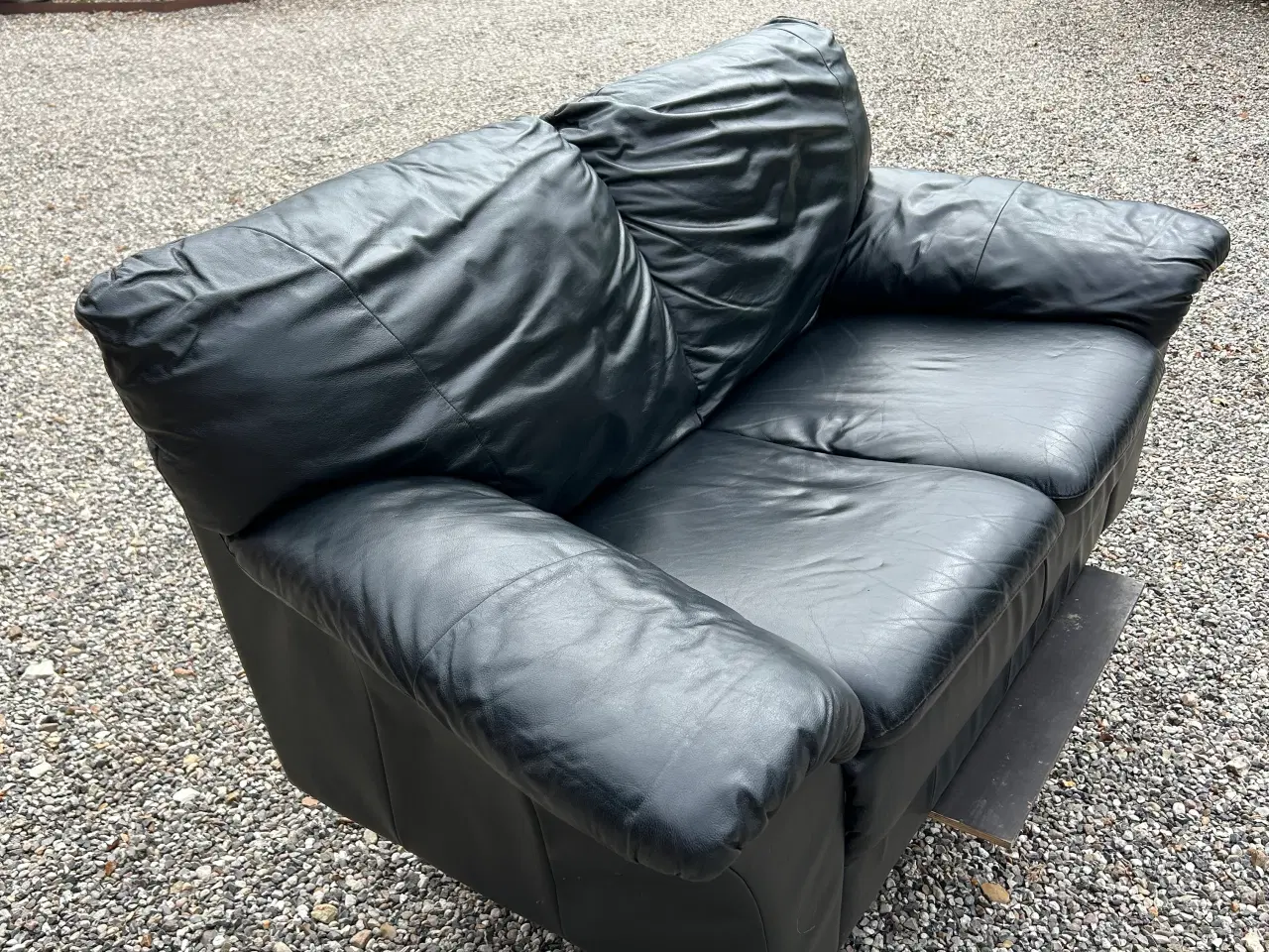 Billede 1 - Sort læder sofa til 2 pers.