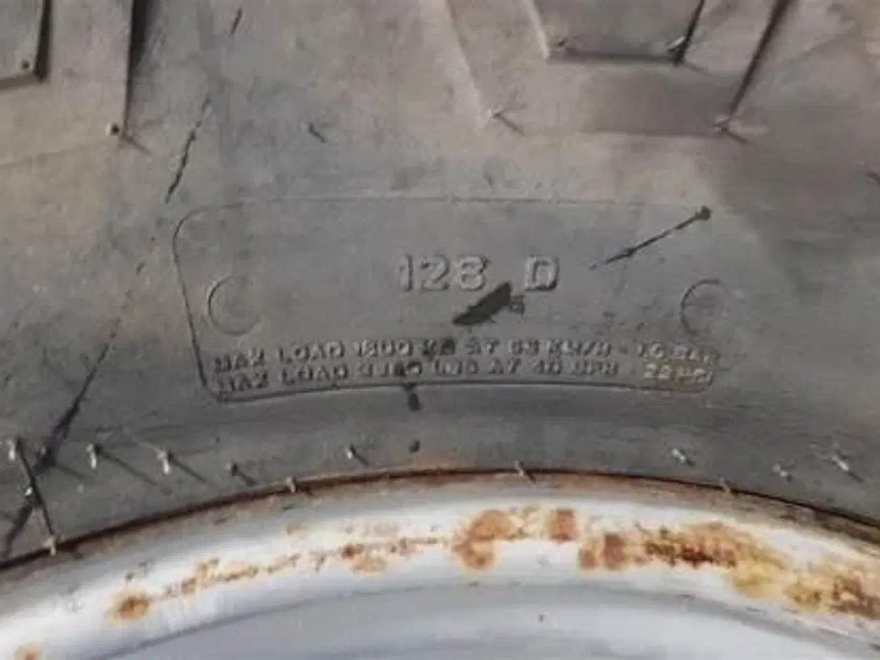 Billede 3 - 24"   440/65R24