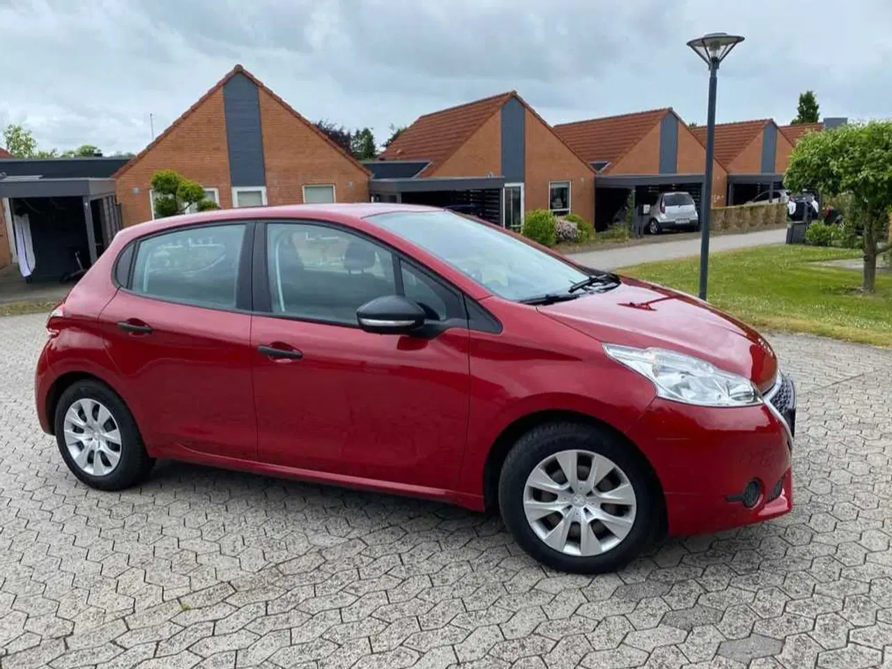 Billede 2 - Meget lav km🔴 Peugeot 208