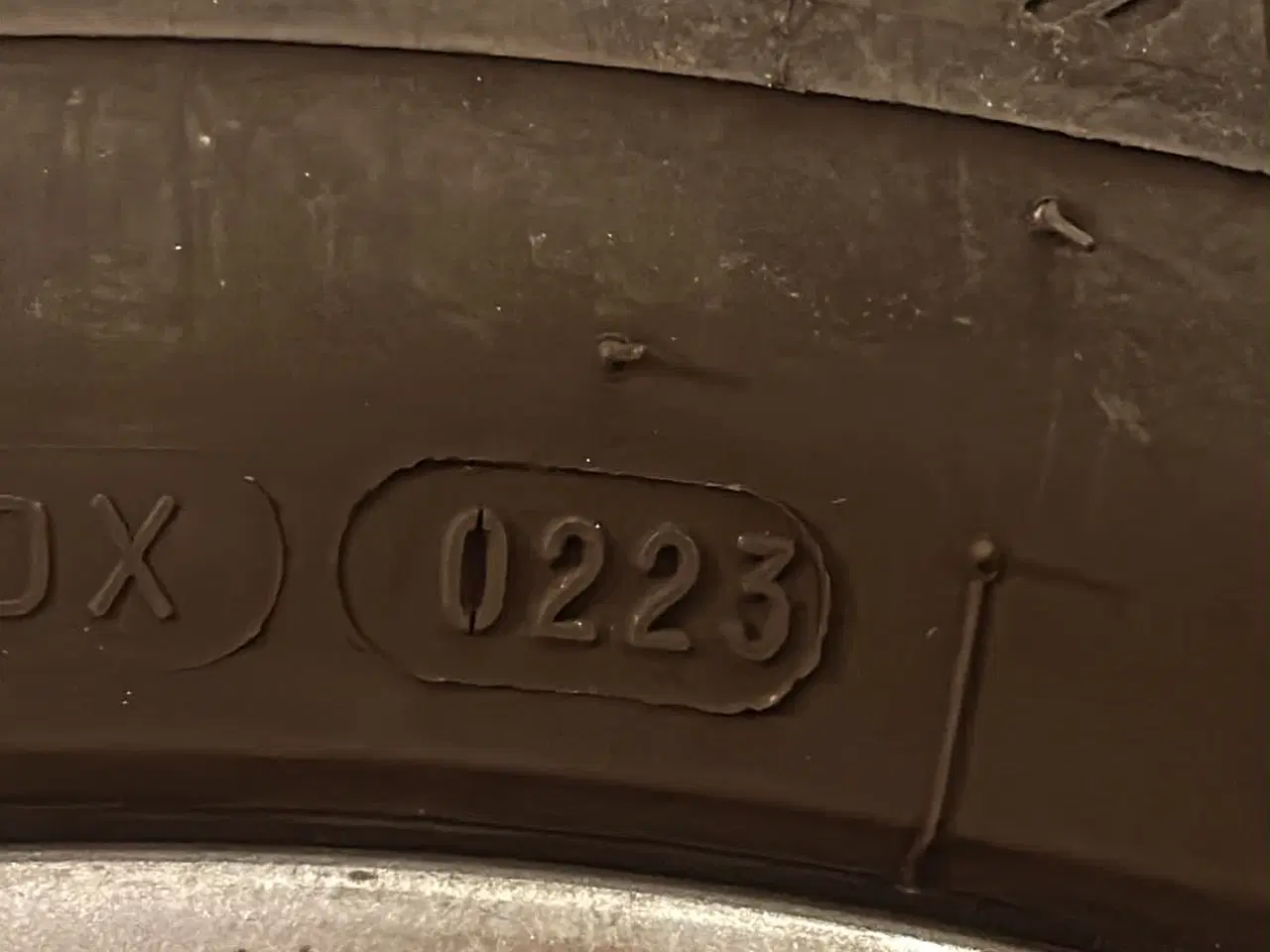 Billede 4 - 18” fælge med sommerdæk – 235/40 R18 – klar til br