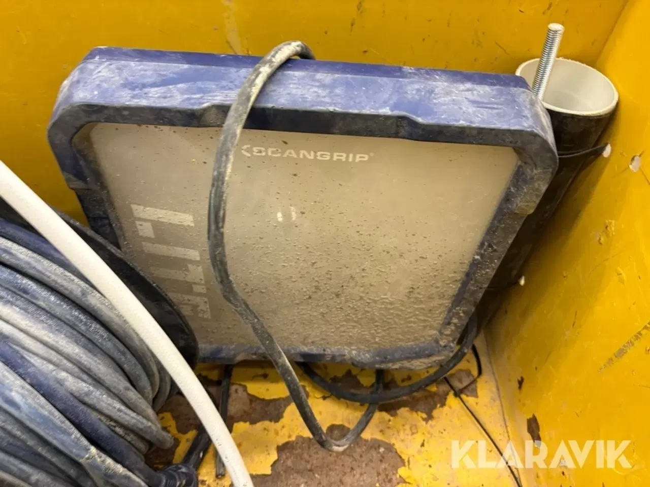 Billede 9 - Værktøjstrillebør med indhold