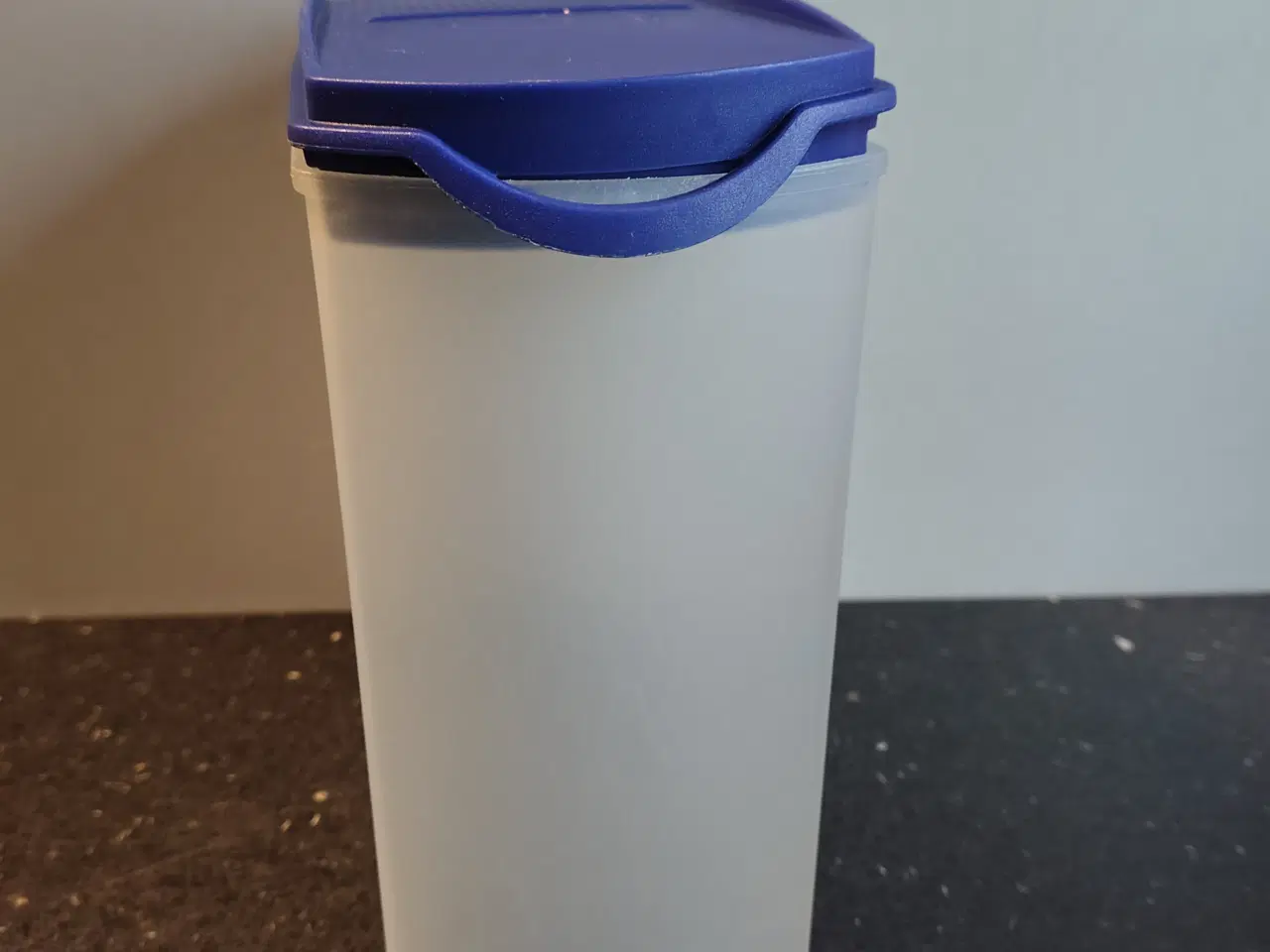 Billede 4 - Tupperware forskelligt