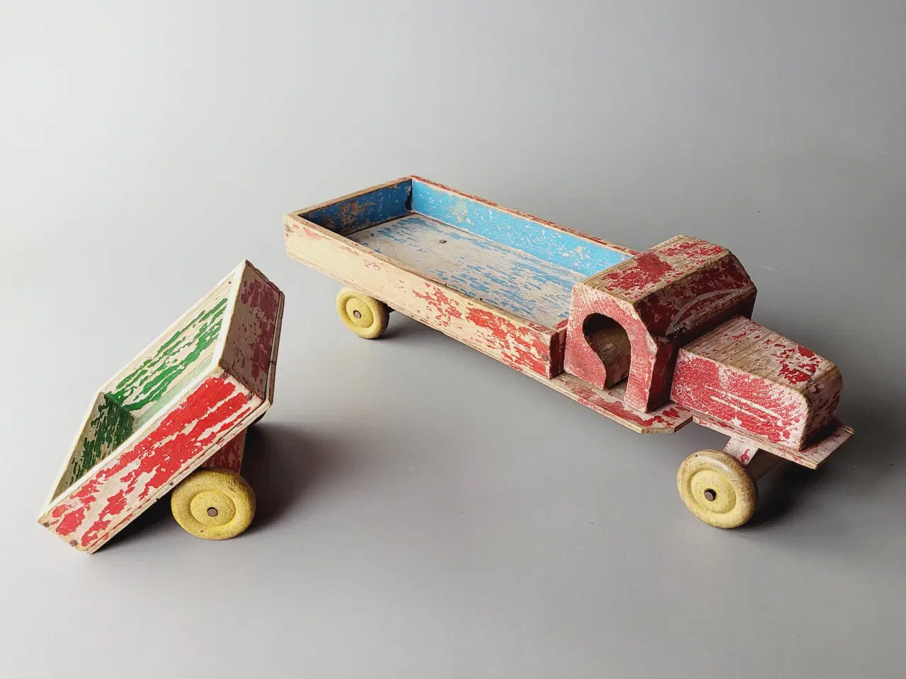 Billede 1 - ⭐️: Vintage trælastbil med vogn – flot patina