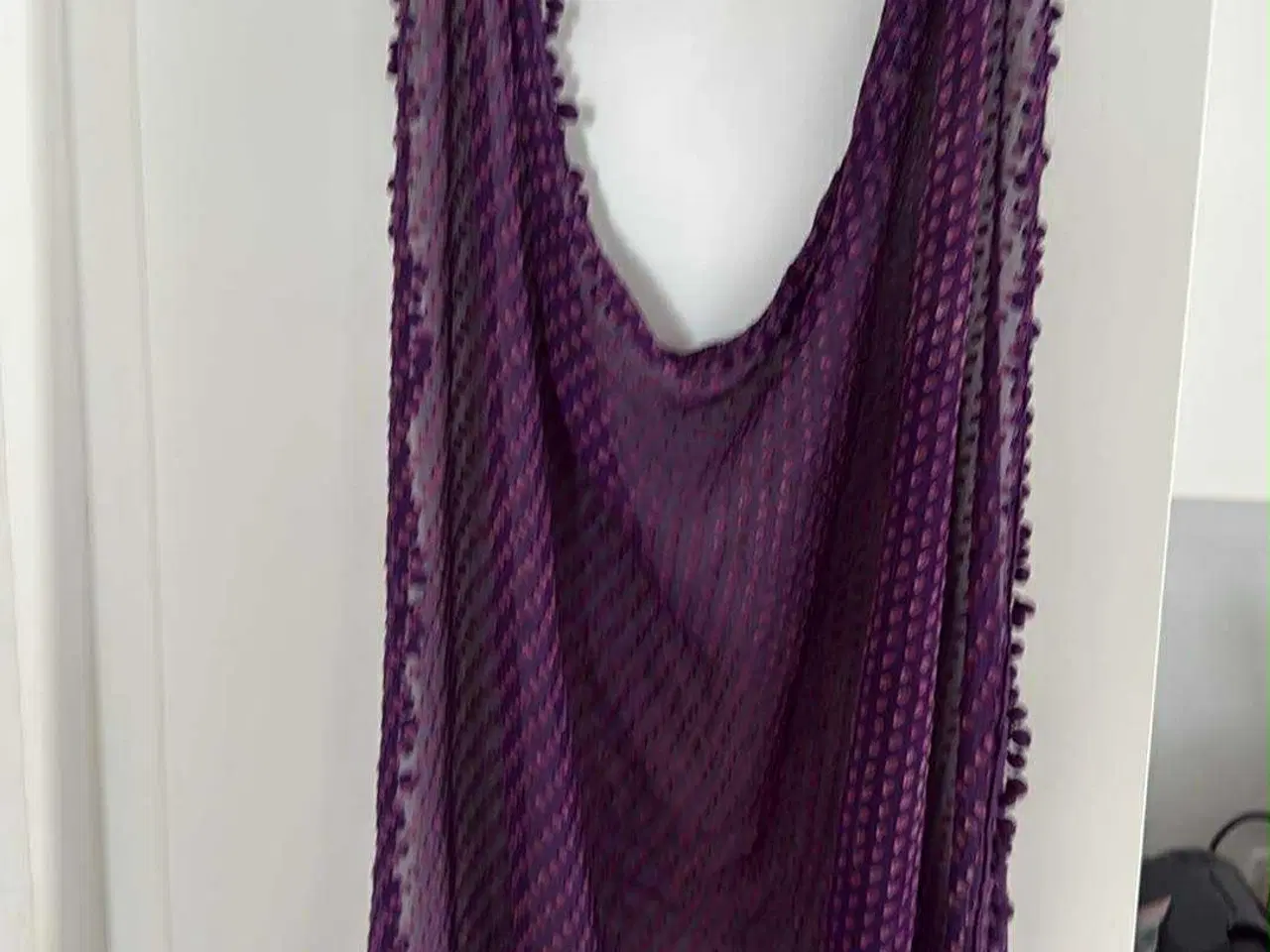 Billede 1 - Lilla tørklæde fra Stylesnub