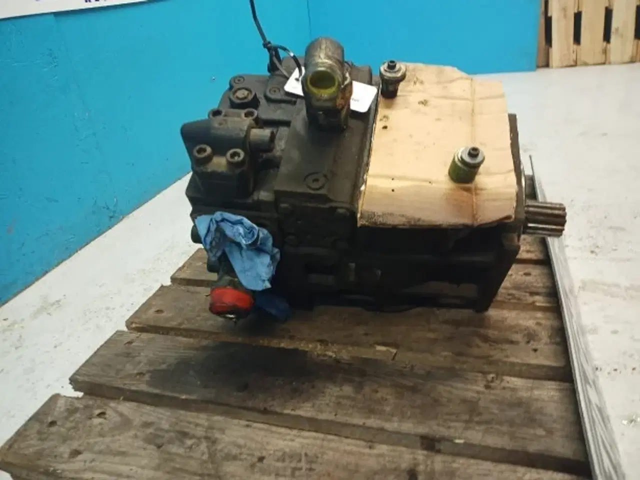 Billede 2 - New Holland CR9080 Hydrostatpumpe 84819216