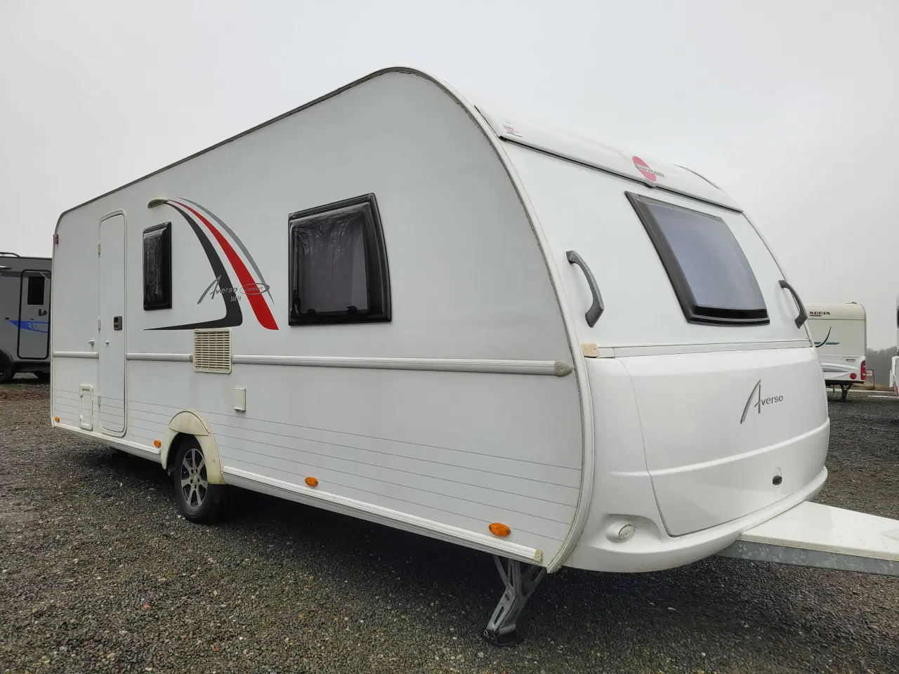 Billede 19 - 2013 Burstner 560 køjevogn..plads og godt design