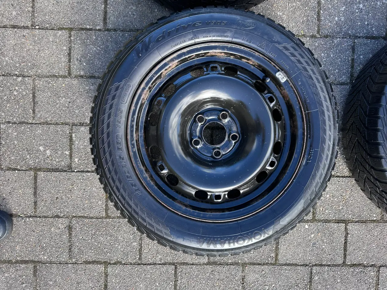 Billede 6 - Vinterhjul 15” – stålfælge, Yokohamadæk, hjulkapsl