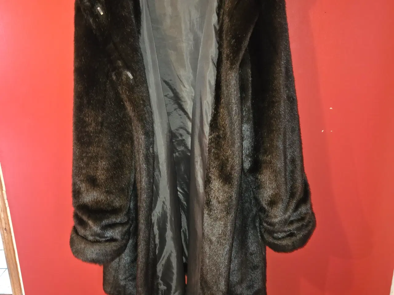 Billede 2 - 2 forskellige frakker