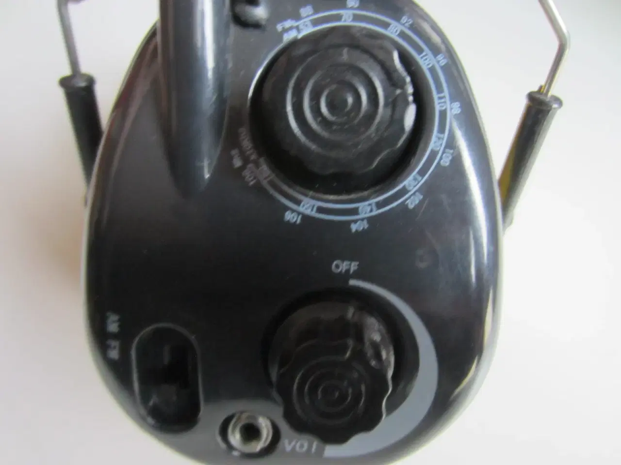 Billede 4 - Høreværn med AM/FM radio og bløde skumpuder