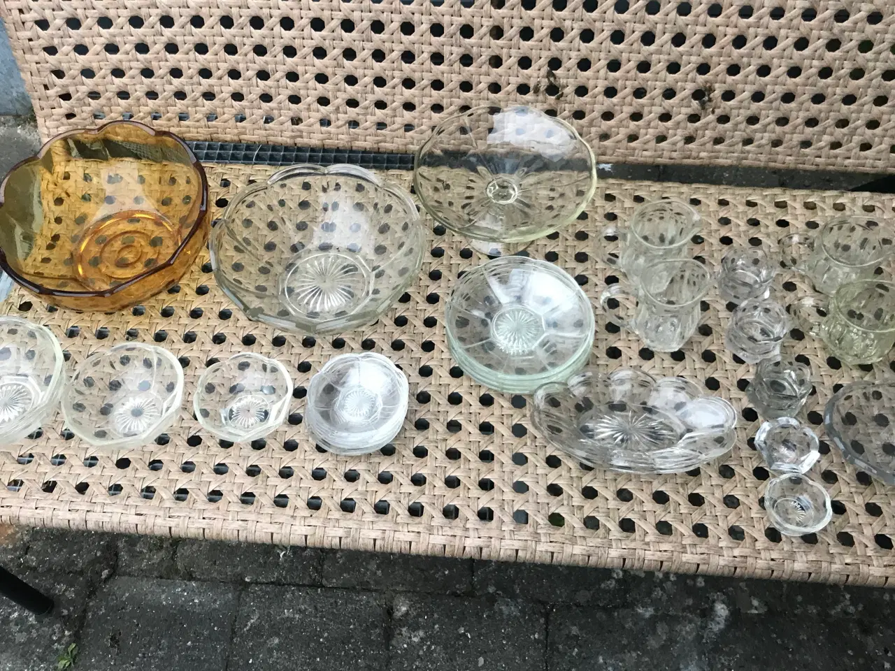 Billede 11 - Gamle glasskåle, asietter, glaskander
