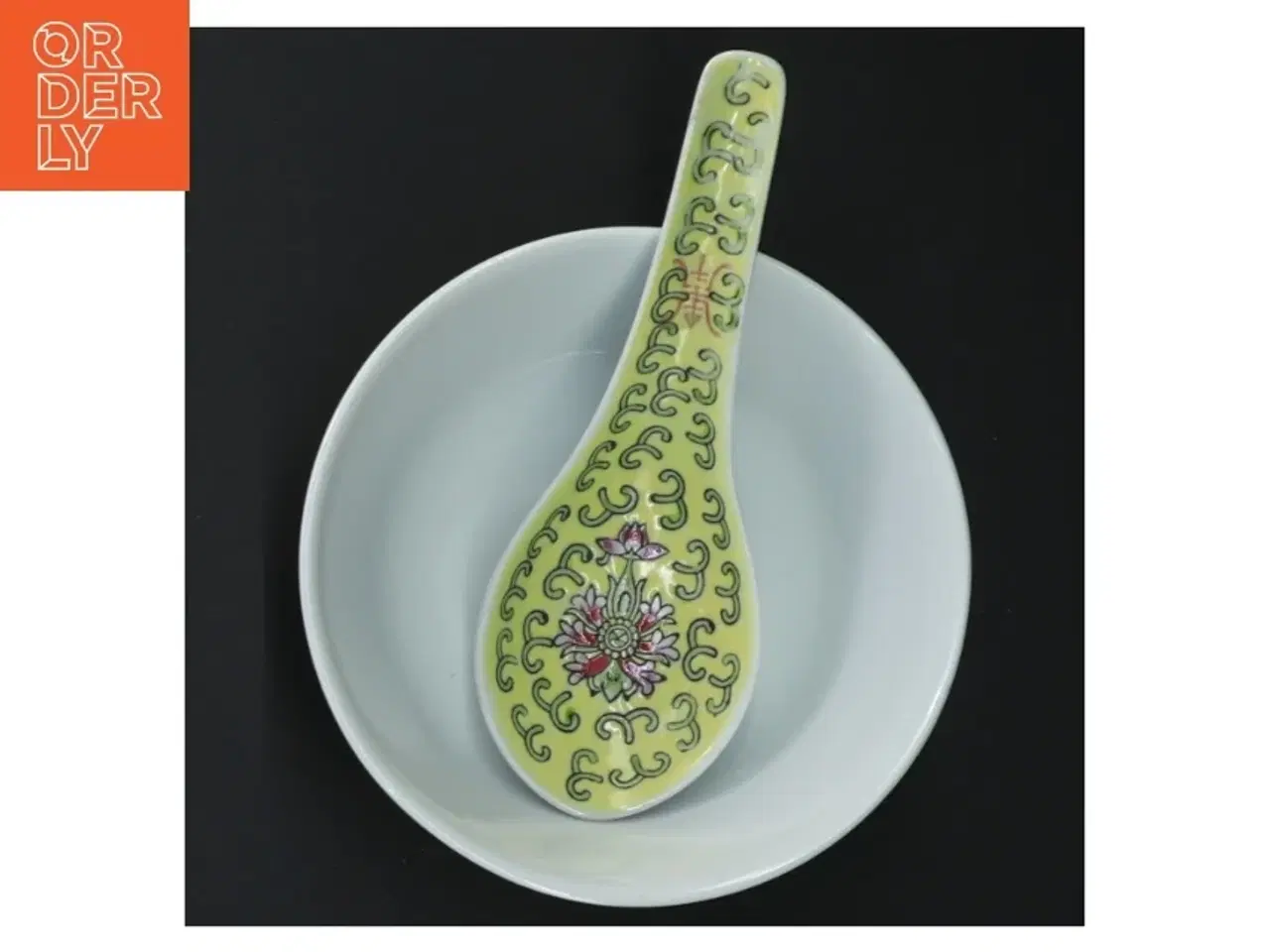 Billede 6 - Dekorativ skål med ske (str. Ø 11,5 cm)