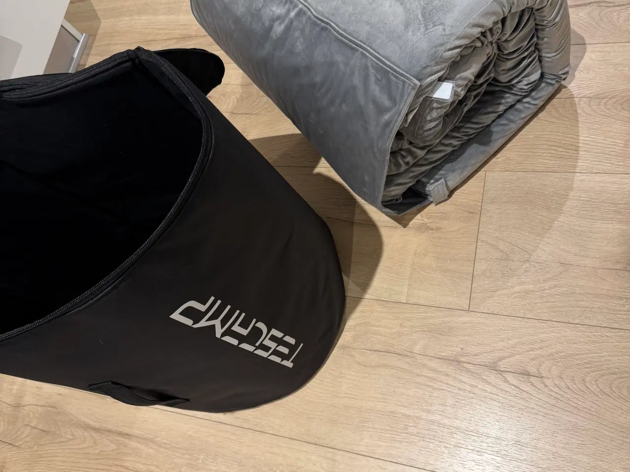 Billede 1 - Tescamp madras Tesla y