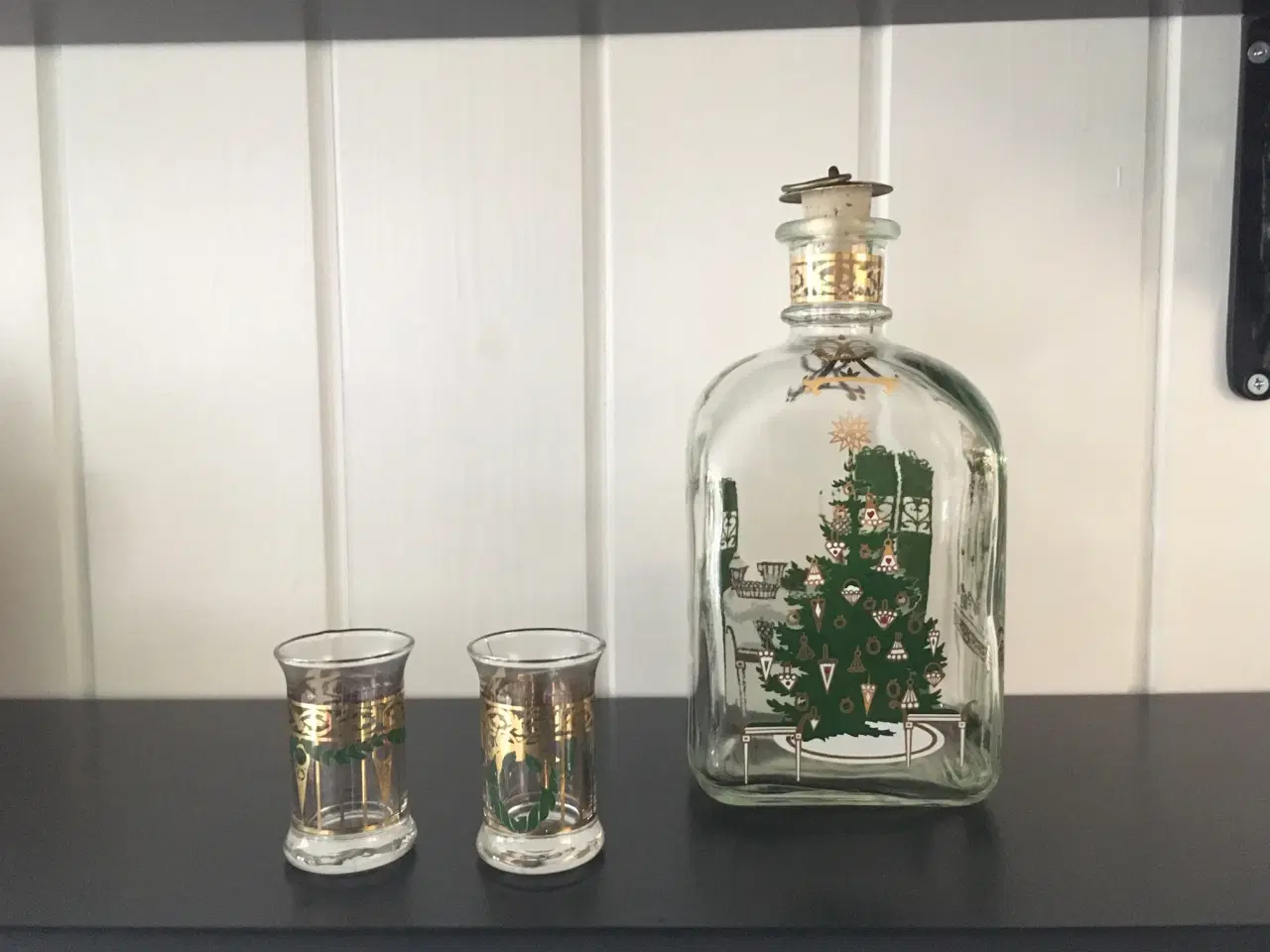 Billede 2 - Holmegaard julekaraffel 1996 og 2 stk. dramglas