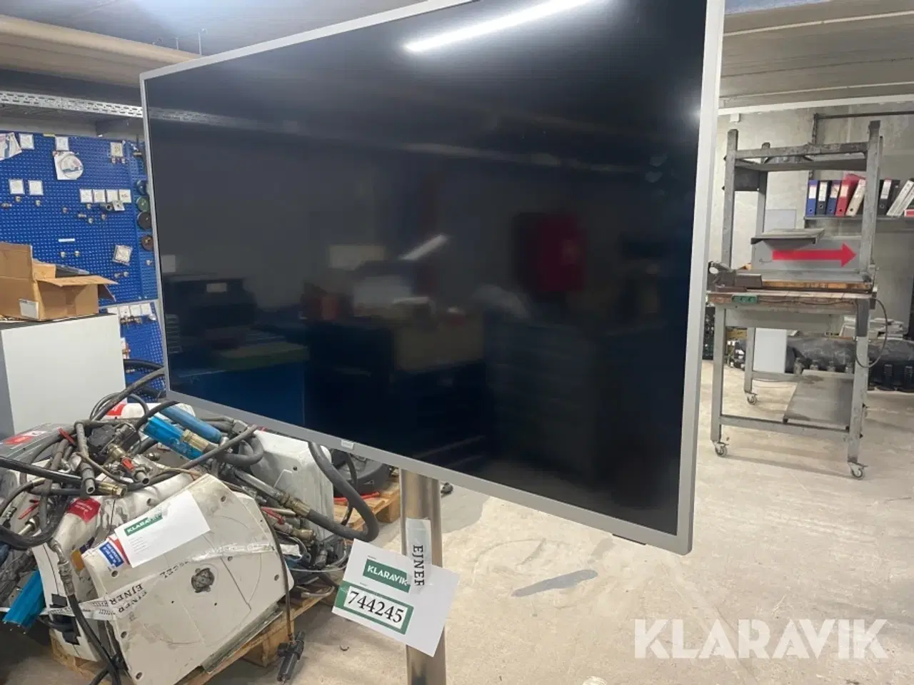 Billede 8 - Tvskærm Philips på fod