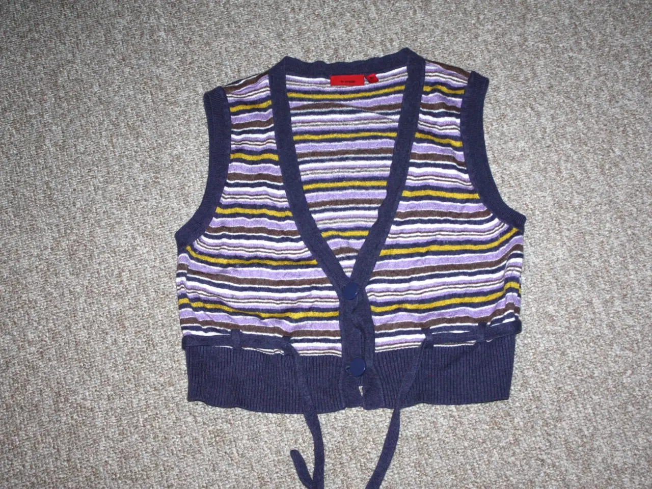 Billede 1 - Fransa vest str. M/L ( XL på label)