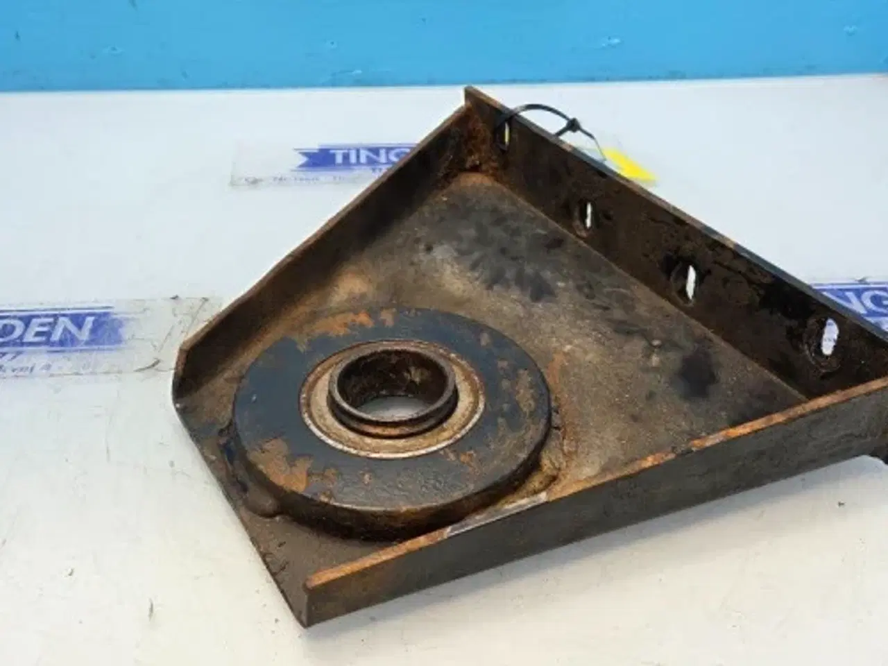 Billede 9 - New Holland BB920 Beslag L.  84007389