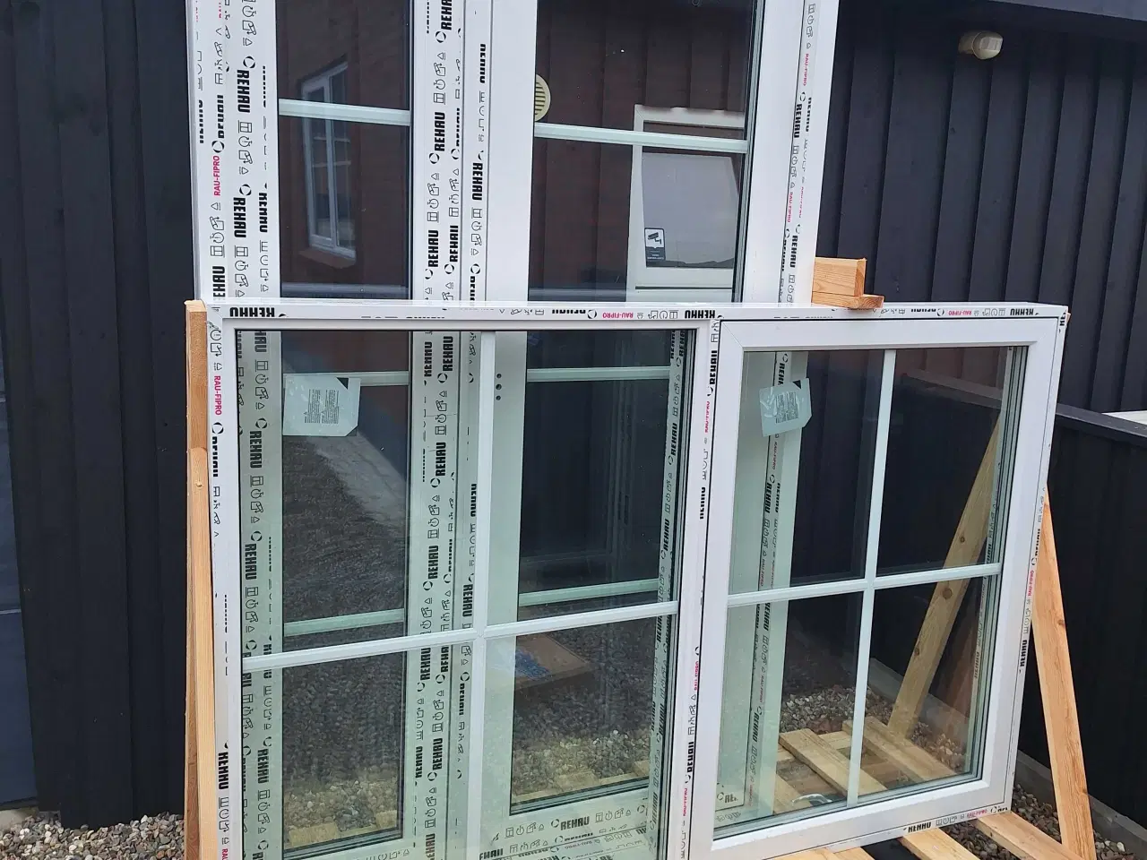 Billede 1 - Vindue og terrassedør