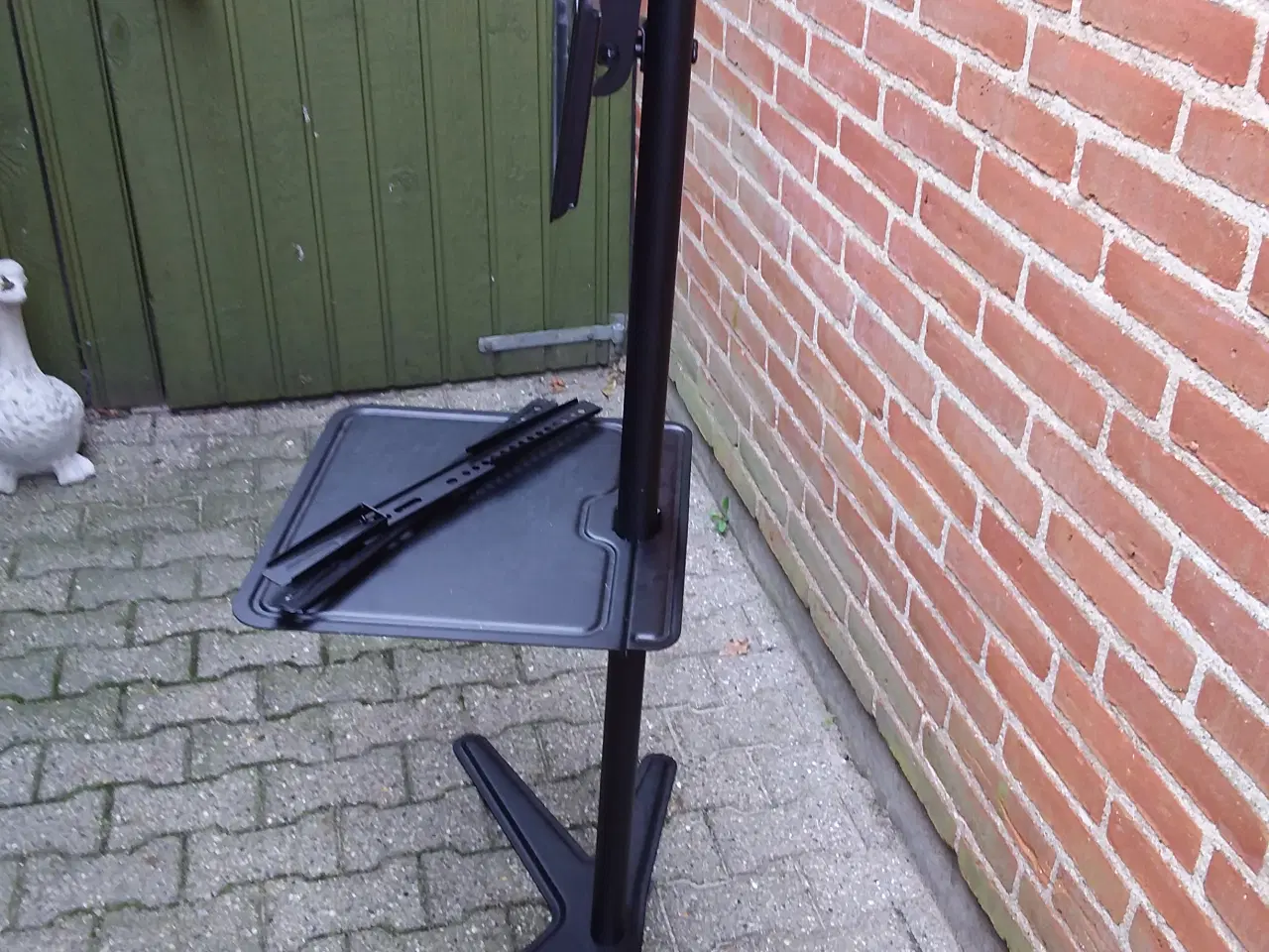 Billede 2 - Tv stander(max 70 tommer) hylde til evt DVD