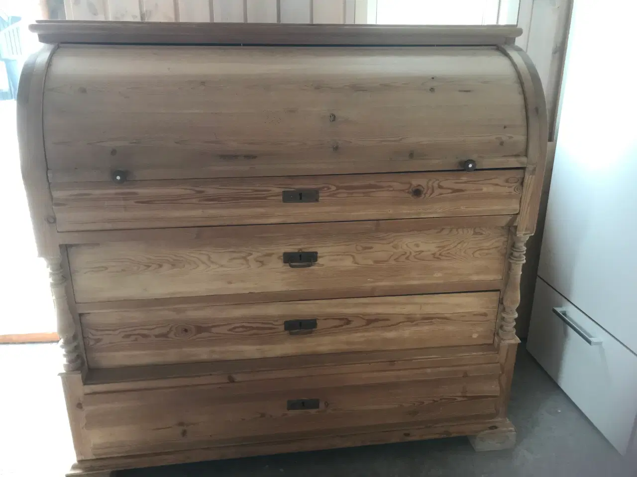 Billede 1 - Chatol med buet låge