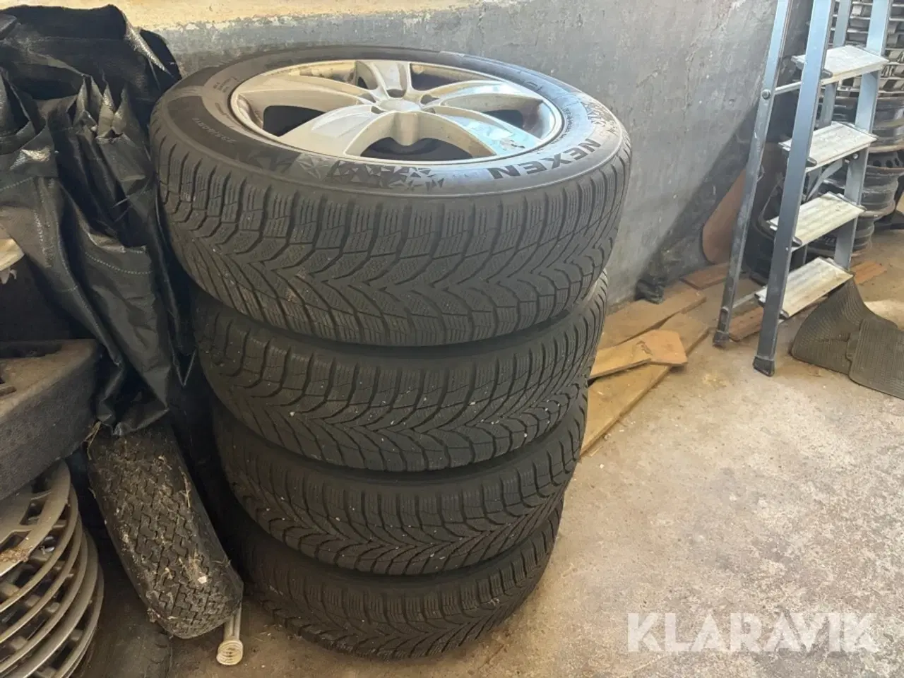 Billede 1 - Dæk Nexen vinterdæk 235 60 R18 4 styk