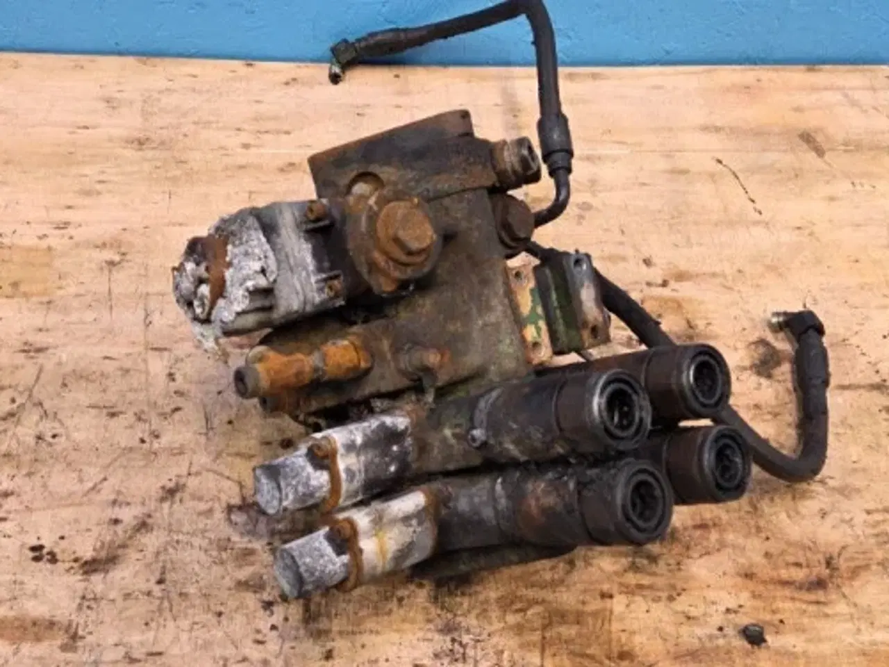 Billede 2 - John Deere 6300 Hydraulikventil AL111254